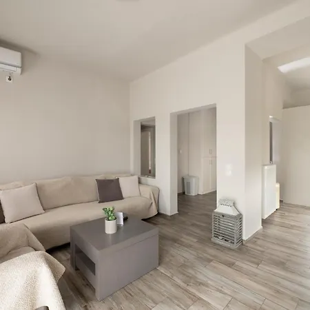 Evanthia * Agios Georgios (Tamyneoi)